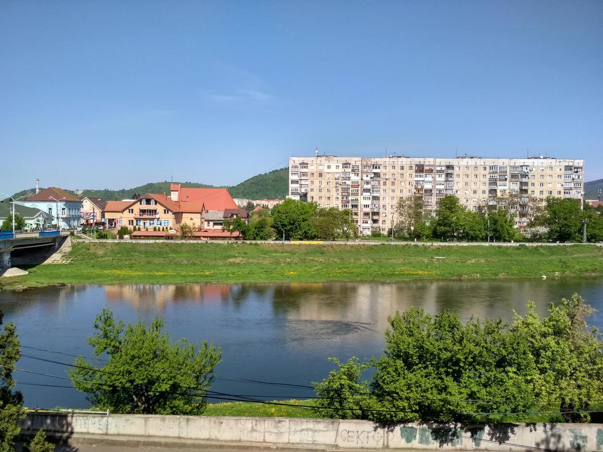 Apartments "Domovik" Івана Парканія 2А Кв 19 موكاشيفه المظهر الخارجي الصورة